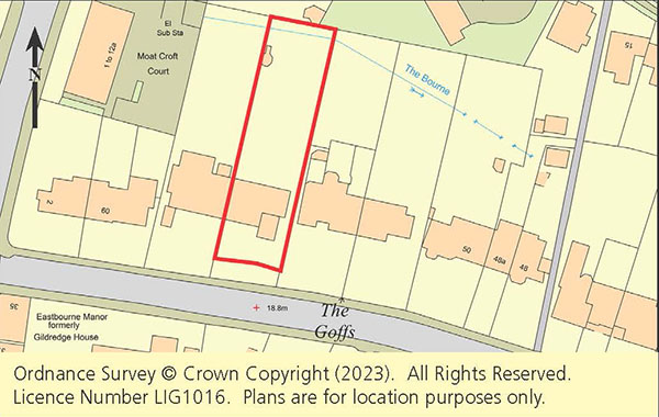Lot: 77 - SUBSTANTIAL PERIOD PROPERTY WITH POTENTIAL FOR DEVELOPMENT, SET IN ONE-THIRD OF AN ACRE - 